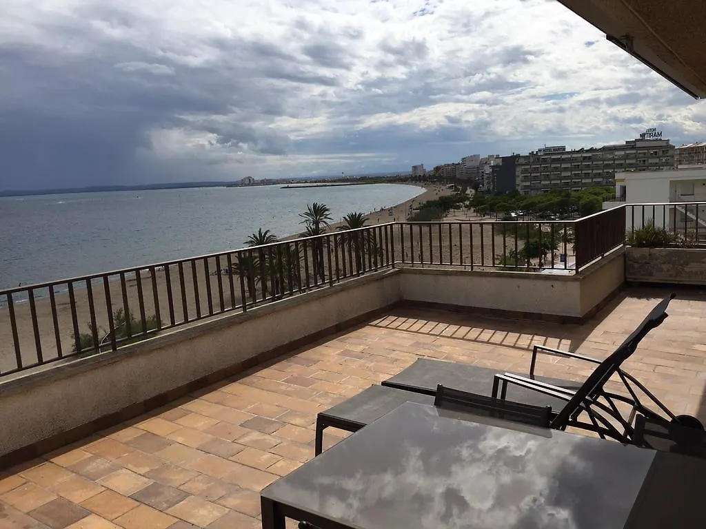 Apartamento Castell Joncar 4 Apartment Roses